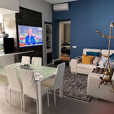 Il Loft Apartment Наполи Екстериор снимка
